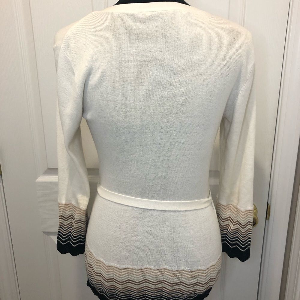Trina Turk cream cardigan scalloped hem sweater - Picture 8 of 12
